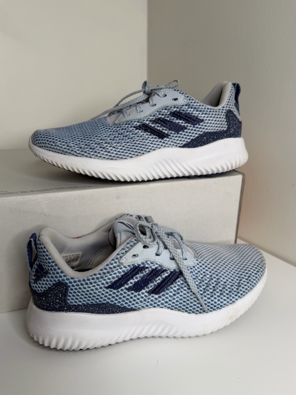 Adidas Alphabounce Blue & White Mesh Running Shoes - Women’s Size 7.5